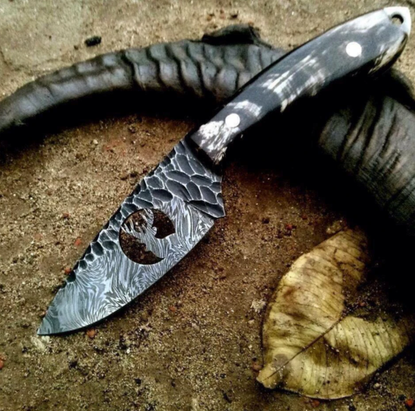 Skinner/Hunter/Camping Knife