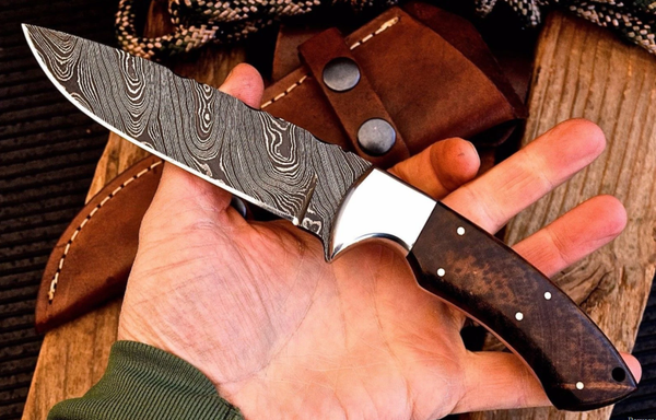 Skinner/Hunter/Camping Knife